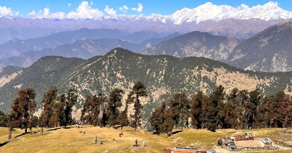 Best places to visit in Uttarakhand in winter Chopta vally